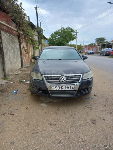 Volkswagen Passat 2006, 400,000 km - 2.0 л - Bakı