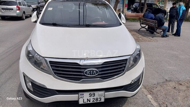 Kia Sportage 2011, 215,000 km - 2.0 l - Bakı