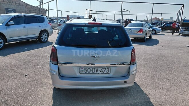 Opel Astra 2006, 400,000 km - 1.3 l - Bakı