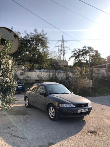 Opel Vectra 1996, 250,000 km - 1.8 l - Bakı