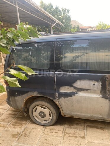 Hyundai H-1 1998, 500,000 km - 2.5 l - Salyan