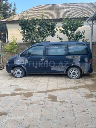 Hyundai H-1 1998, 500,000 km - 2.5 l - Salyan