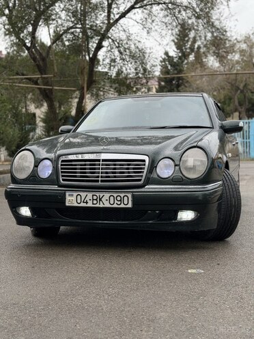 Mercedes E 240 1998, 378,000 km - 2.4 л - Sumqayıt