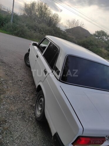 LADA (VAZ) 2107 2006, 11,155 km - 1.6 l - Salyan