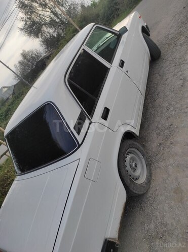 LADA (VAZ) 2107 2006, 11,155 km - 1.6 l - Salyan