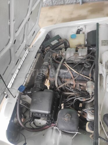 LADA (VAZ) 2107 2006, 11,155 km - 1.6 l - Salyan