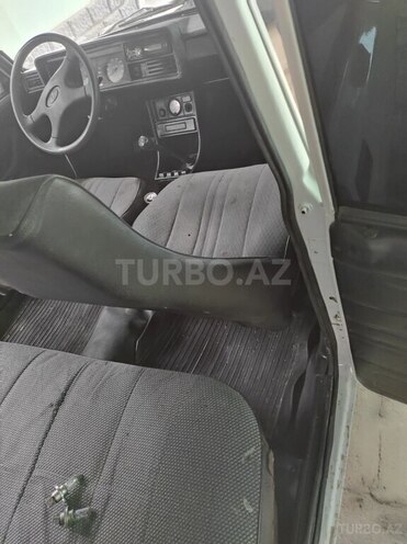 LADA (VAZ) 2107 2006, 11,155 km - 1.6 l - Salyan
