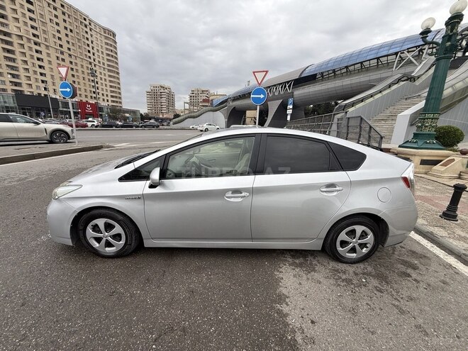 Toyota Prius 2014, 250,039 km - 1.8 l - Bakı