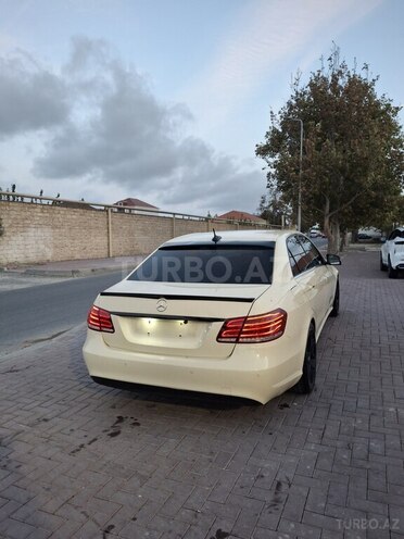 Mercedes E 220 2015, 494,500 km - 2.1 л - Bakı