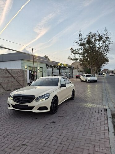 Mercedes E 220 2015, 494,500 km - 2.1 л - Bakı
