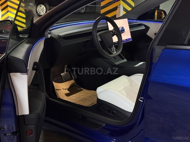 Tesla Model 3 2025, 3,000 km - 0.0 l - Bakı