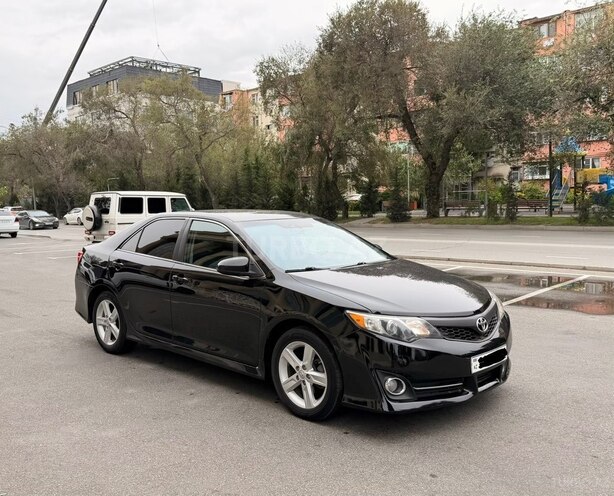 Toyota Camry 2013, 285,000 km - 2.5 л - Bakı