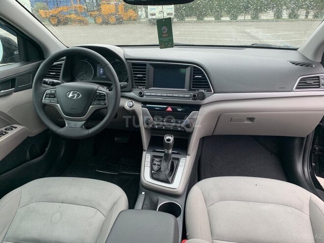 Hyundai Elantra 2017, 164,153 km - 2.0 л - Sumqayıt