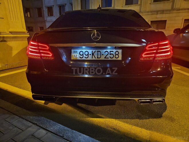 Mercedes E 220 2011, 295,000 km - 2.1 л - Bakı