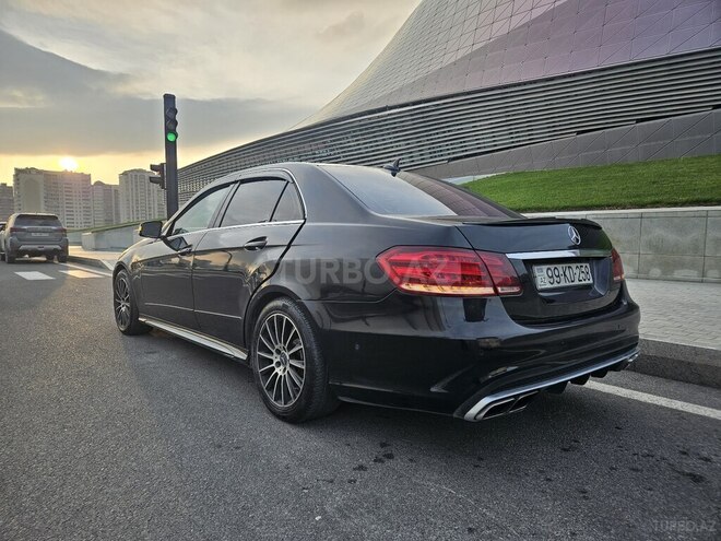 Mercedes E 220 2011, 295,000 km - 2.1 л - Bakı