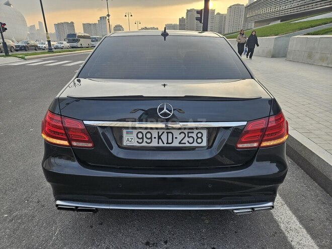 Mercedes E 220 2011, 295,000 km - 2.1 л - Bakı