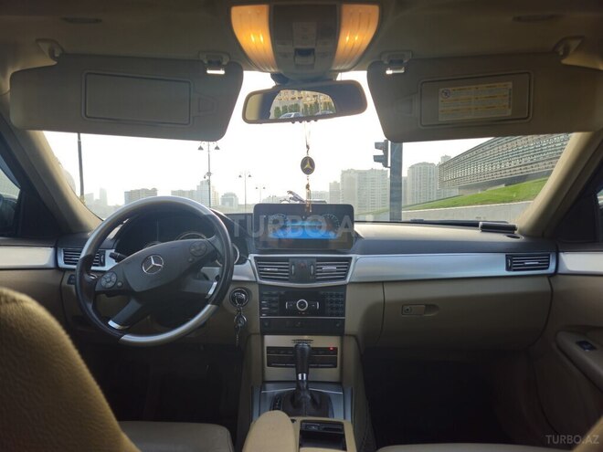 Mercedes E 220 2011, 295,000 km - 2.1 л - Bakı