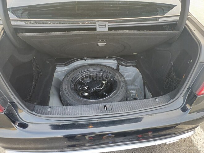 Mercedes E 220 2011, 295,000 km - 2.1 л - Bakı