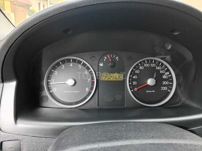 Hyundai Getz 2008, 202,353 km - 1.6 л - Şəki