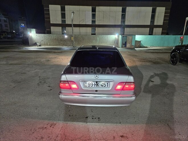 Mercedes E 240 1999, 350,000 km - 2.4 l - Bakı