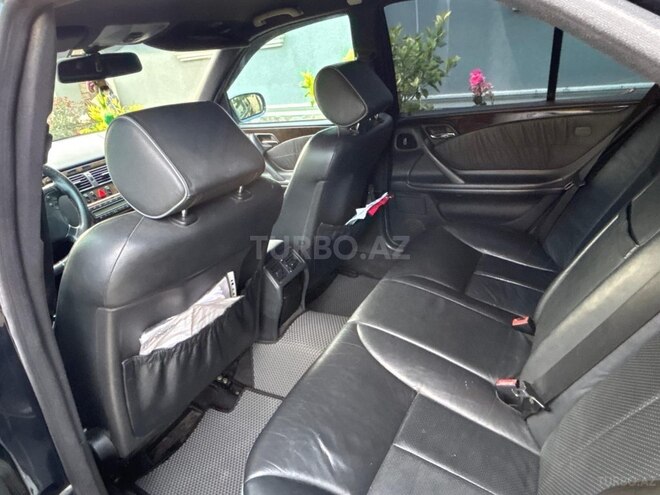 Mercedes E 270 2001, 575,960 km - 2.7 l - Bakı