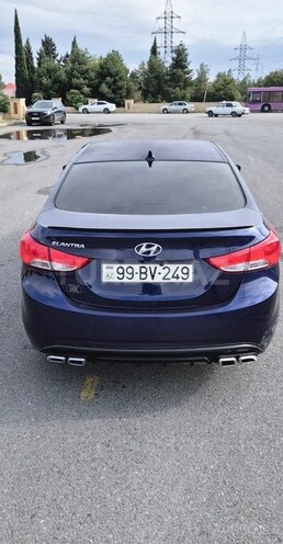 Hyundai Elantra 2013, 321,869 km - 1.8 l - Şəmkir