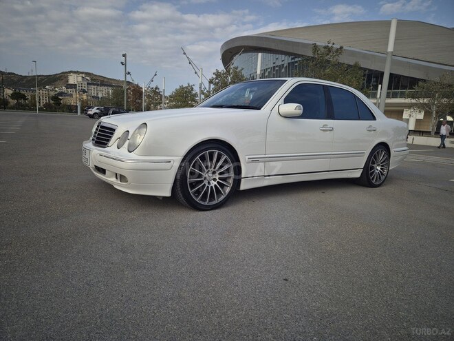 Mercedes E 320 2001, 350,000 km - 3.2 l - Bakı