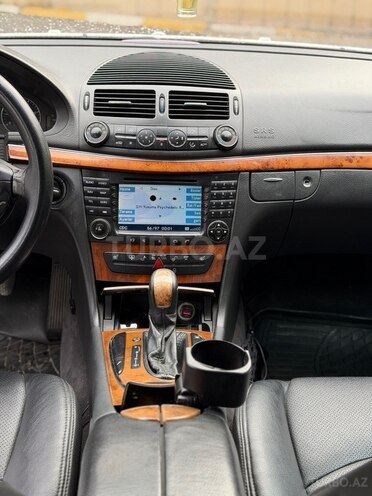 Mercedes E 270 2003, 170,000 km - 2.7 l - Bakı