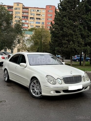 Mercedes E 270 2003, 170,000 km - 2.7 l - Bakı