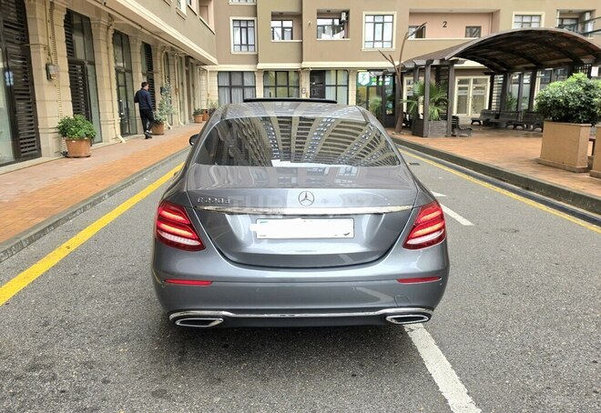 Mercedes E 220 d 2016, 176,000 km - 2.0 l - Bakı