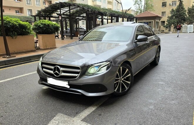 Mercedes E 220 d 2016, 176,000 km - 2.0 l - Bakı