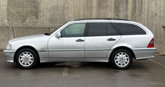 Mercedes C 200 2000, 321,400 km - 2.0 l - Bakı