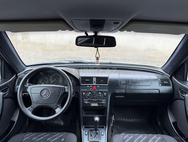Mercedes C 200 2000, 321,400 km - 2.0 l - Bakı