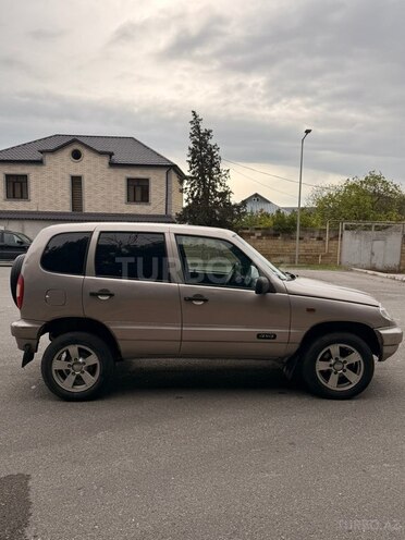 Chevrolet Niva 2008, 273,000 km - 1.7 l - Şamaxı