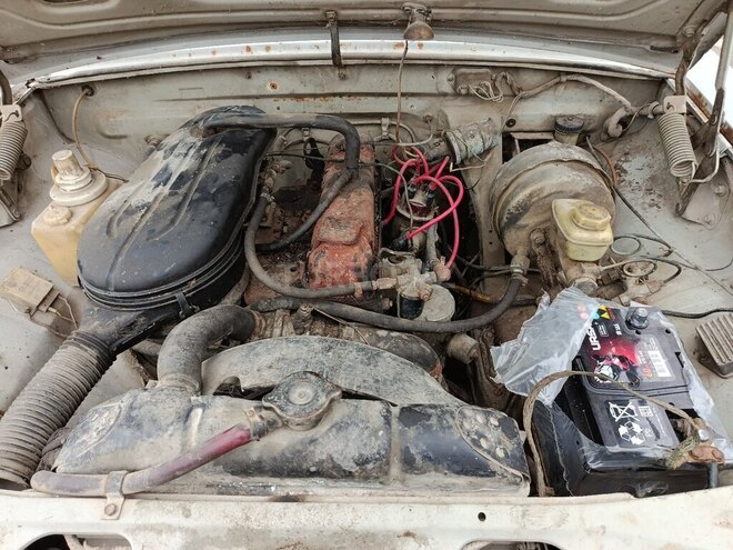 GAZ 24 1988, 85,000 km - 2.5 l - Xaçmaz