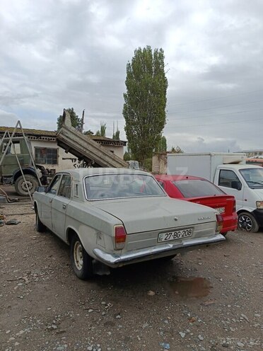GAZ 24 1988, 85,000 km - 2.5 l - Xaçmaz