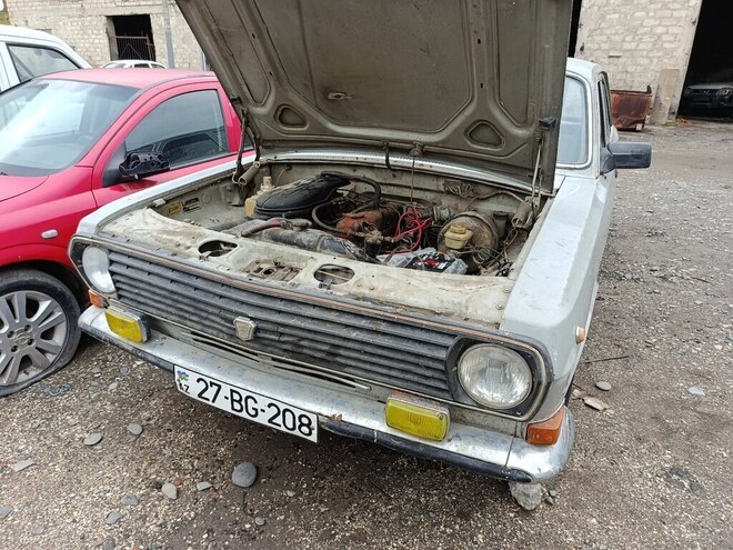 GAZ 24 1988, 85,000 km - 2.5 l - Xaçmaz