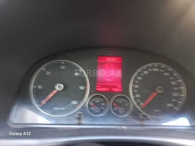 Volkswagen Touran 2006, 408,000 km - 1.9 l - Bakı