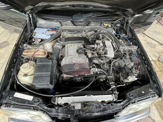 Mercedes 220 E 1995, 300,000 km - 2.2 l - Sumqayıt