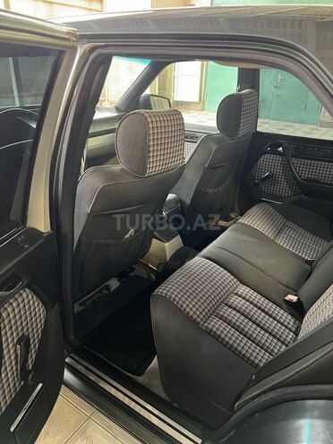 Mercedes 220 E 1995, 300,000 km - 2.2 l - Sumqayıt