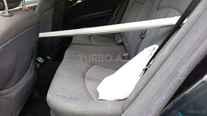 Mercedes E 270 2002, 327,258 km - 2.7 l - Bakı