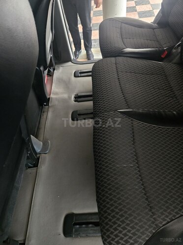 Hyundai H-1 2010, 310,000 km - 2.5 л - Balakən