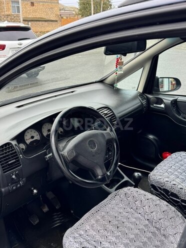 Opel Zafira 2000, 242,084 km - 2.0 l - Bakı