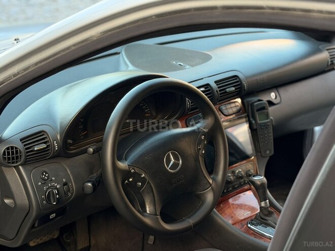 Mercedes C 200 2002, 390,000 km - 2.2 l - Bakı