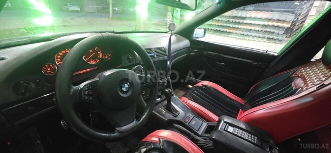 BMW 530 2001, 287,400 km - 3.0 л - Bakı