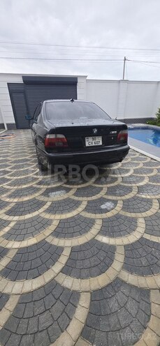 BMW 530 2001, 287,400 km - 3.0 л - Bakı