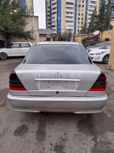 Mercedes C 220 1999, 351,213 km - 2.2 л - Bakı