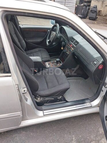 Mercedes C 220 1999, 351,213 km - 2.2 л - Bakı