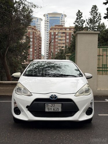 Toyota Aqua 2017, 286,000 km - 1.5 l - Bakı