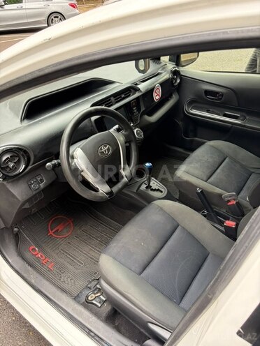 Toyota Aqua 2017, 286,000 km - 1.5 l - Bakı